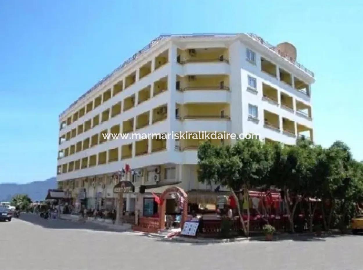 Marmaris Merkezinde 80 Oda Satılık Otel